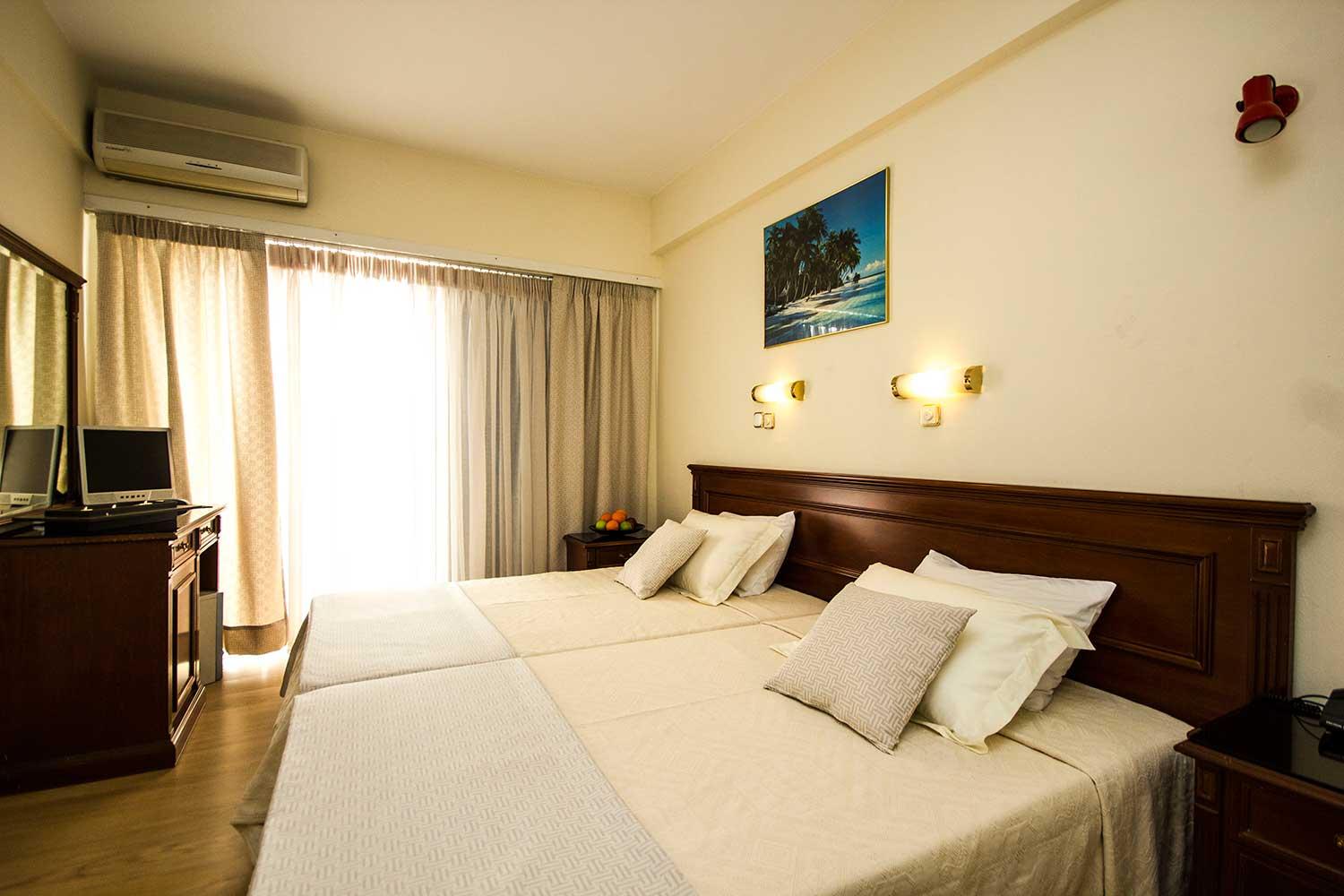 Hellinis Hotel 3*